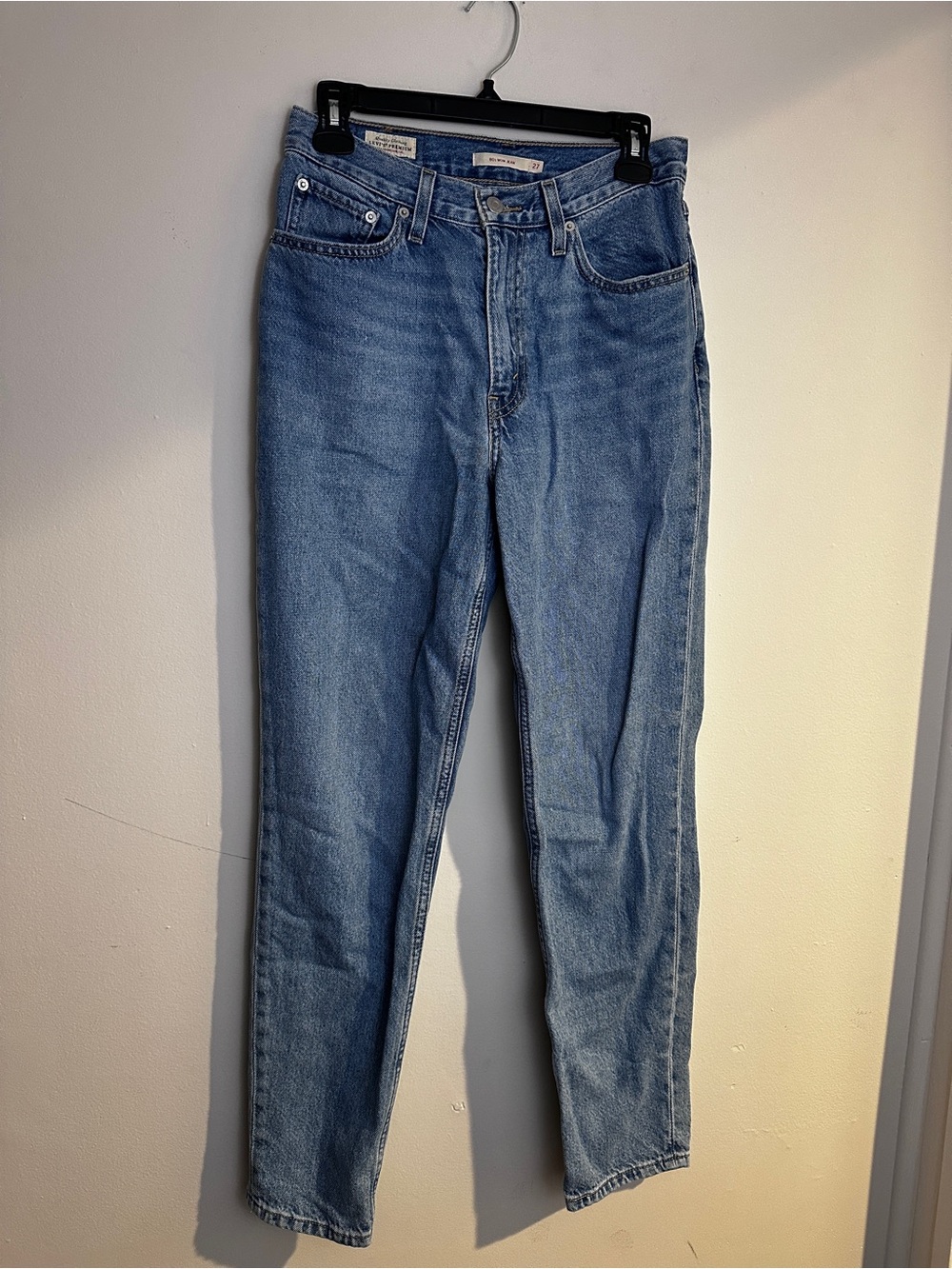 Classic Women’s Light Blue Straight Leg Jeans
